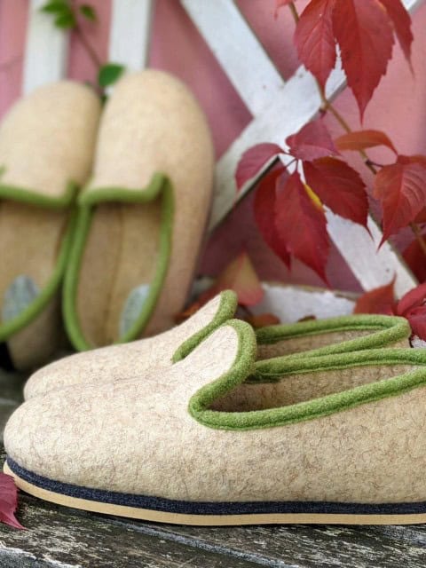 Filzpantoffeln hoch aus Wolle Filzpantoffeln hoch aus Wolle