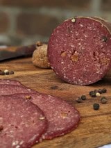 Salami vom Schaf mit Feige und Pfeffer