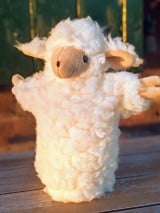 Schaf Handpuppe Zottel von vorne