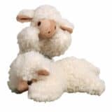 Schaf Kuscheltier liegend
