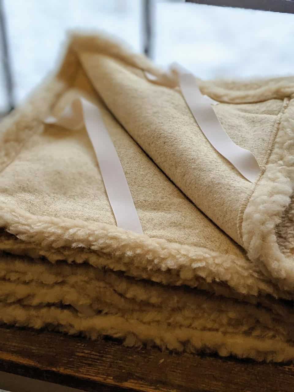 Unterbett aus Wollflorstoff Unterbett aus Wollflorstoff