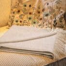 Wolldecke aus Merinowolle beige