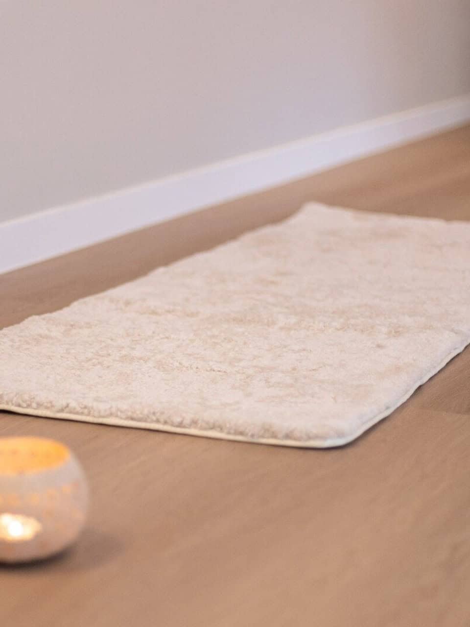 Yogamatte aus Schaffell Yogamatte aus Schaffell